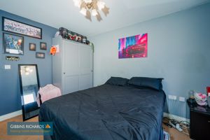 Bedroom- click for photo gallery